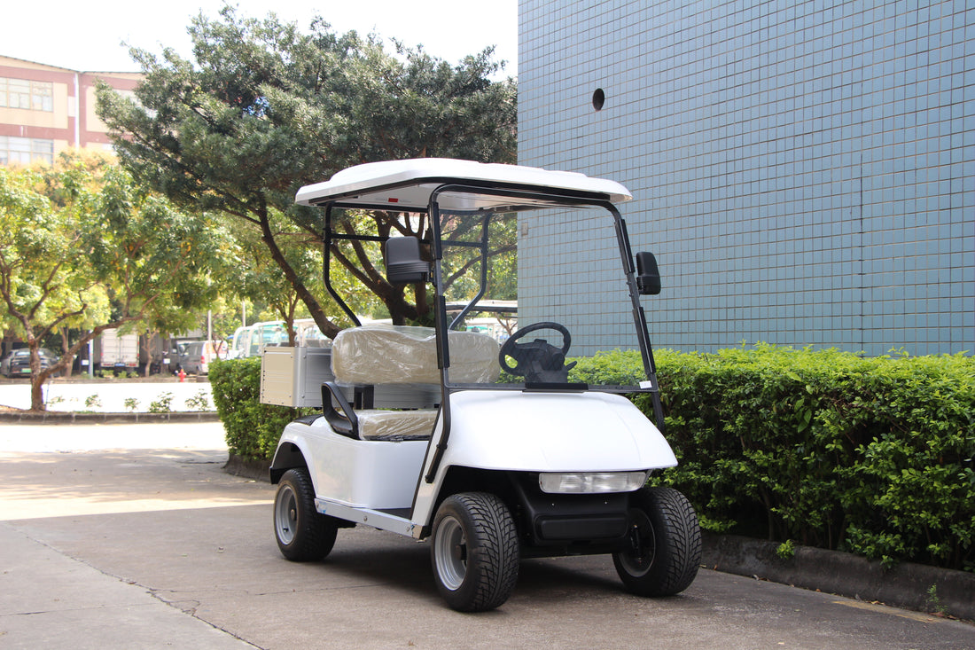 Explore how E-Z-GO and Yamaha approach golf cart investment differently, from maintenance costs to performance and long-term operational planning.