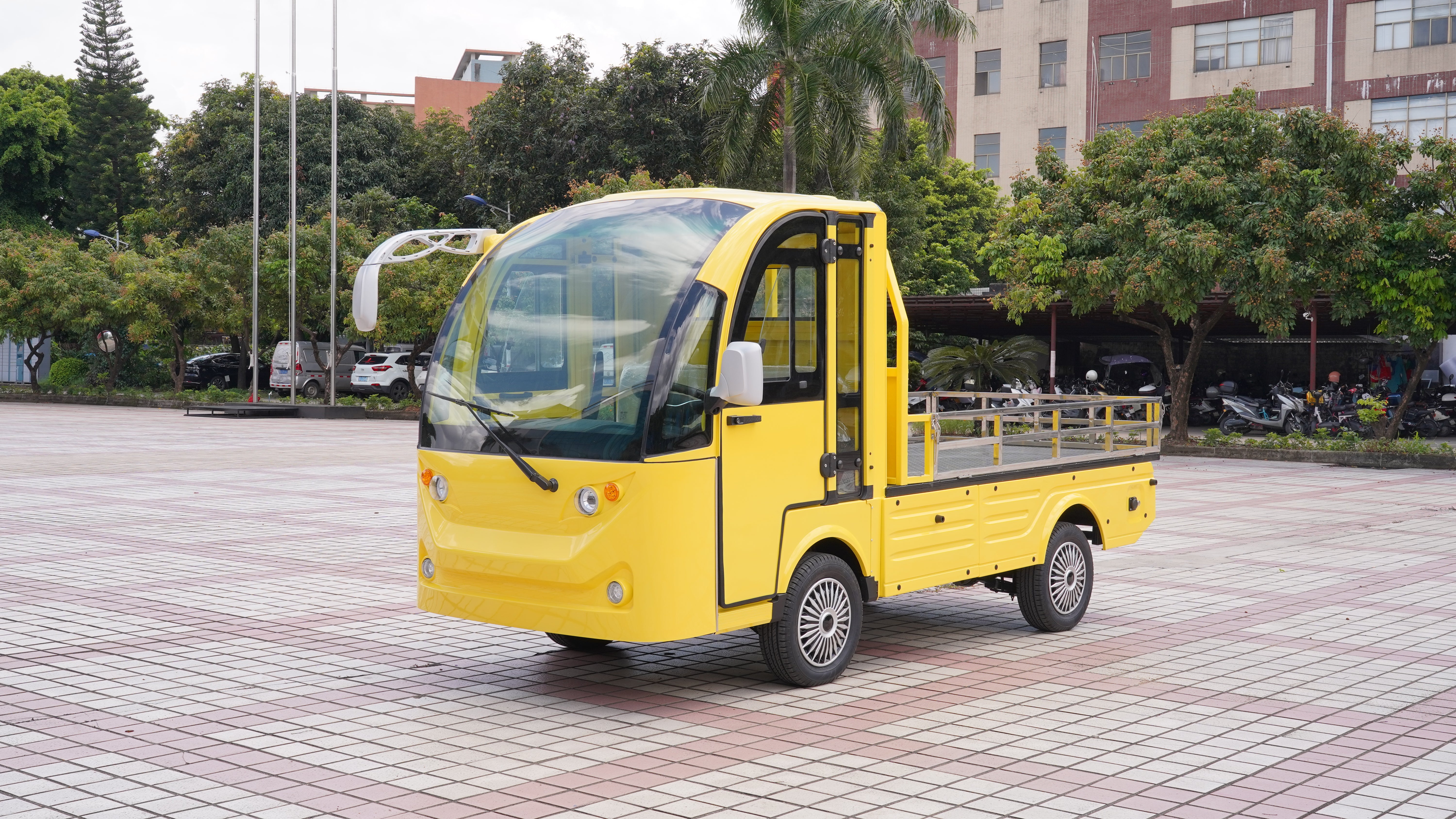 Widerway Cargo Truck 2 Seaters Customizable-LQF1024F