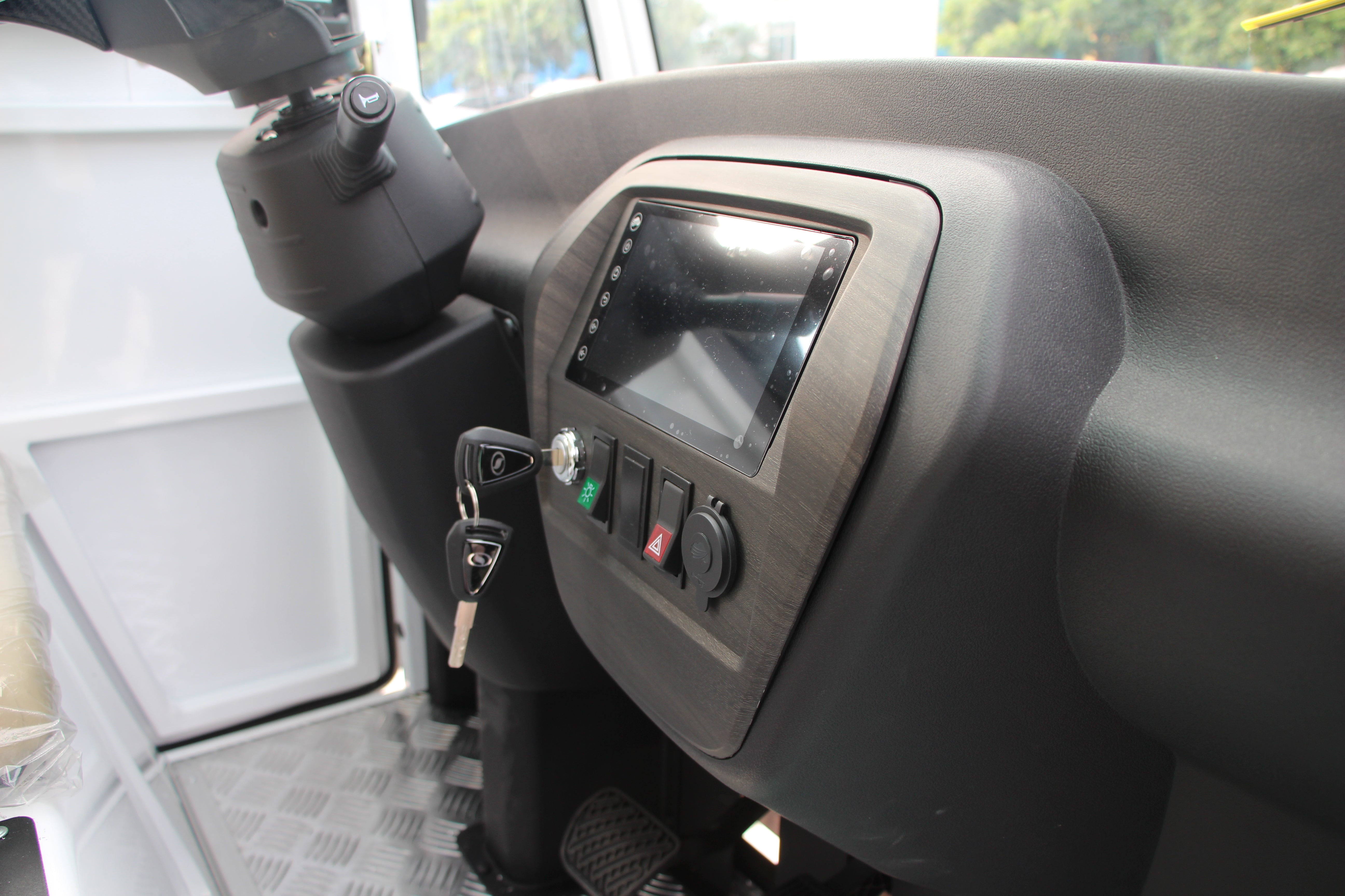 Widerway Sightseeing Car-D11A+3F