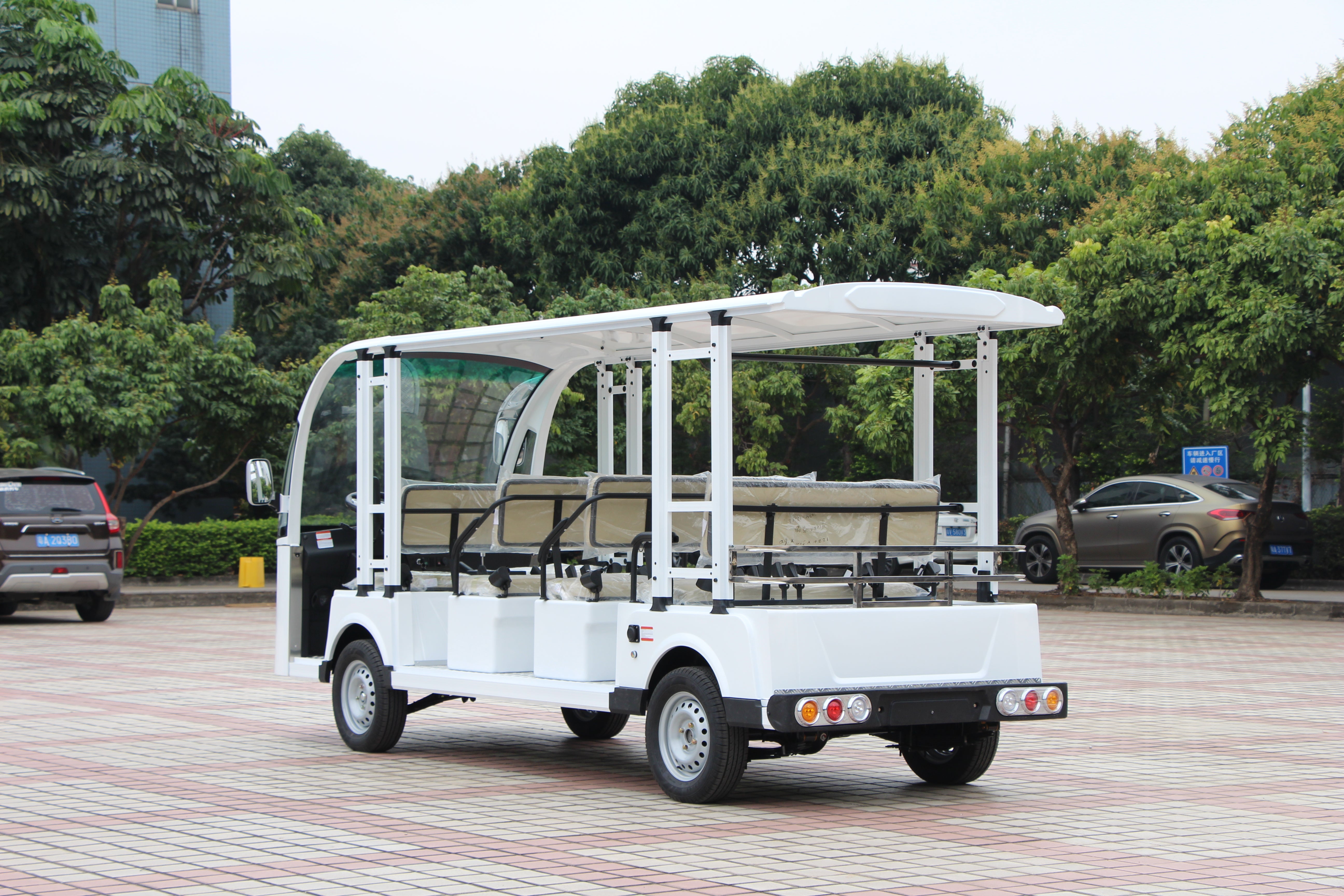 Widerway Sightseeing Car-D11A