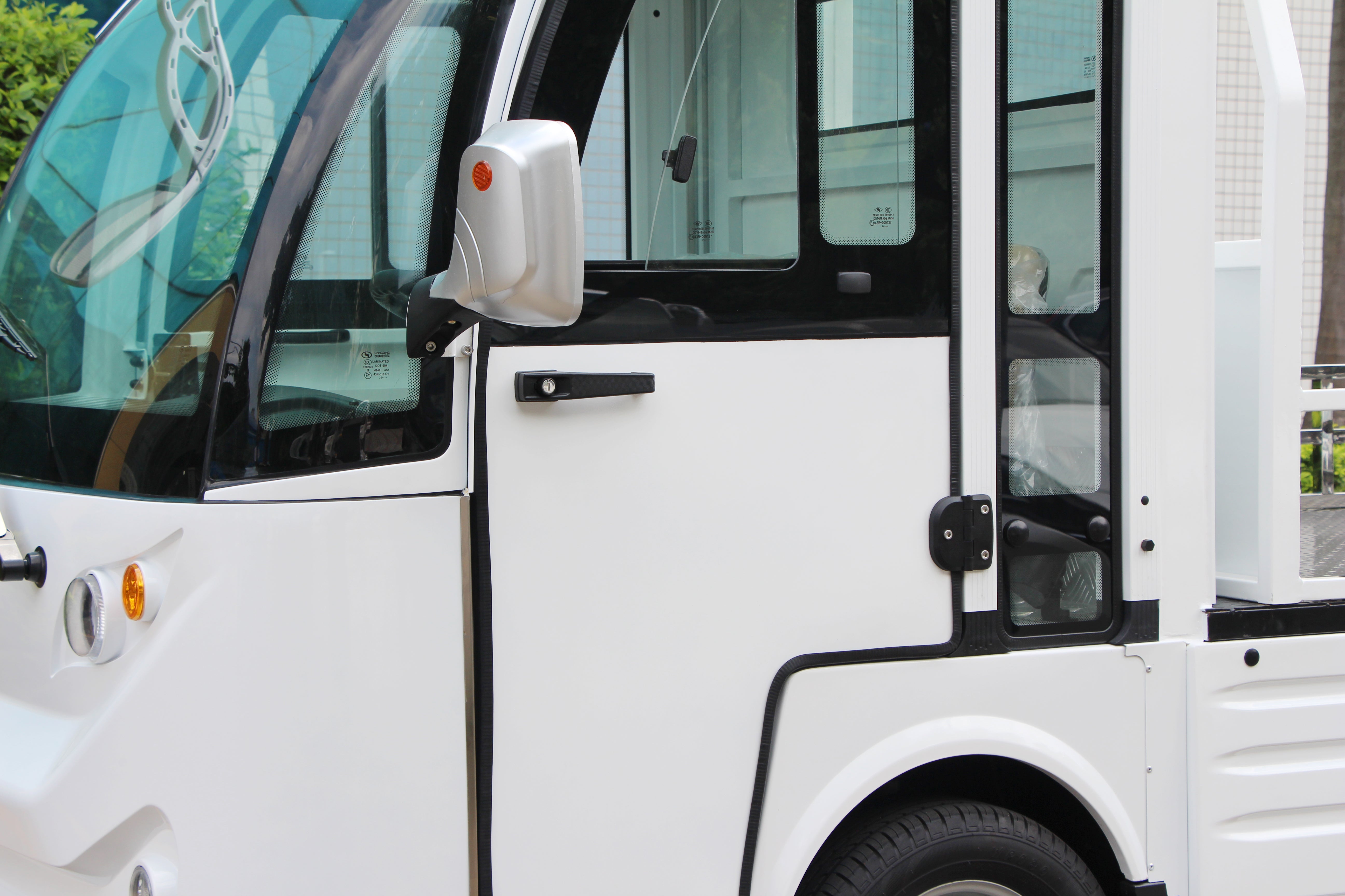 Widerway Cargo Truck 2 Seaters Customizable-LQF1024F