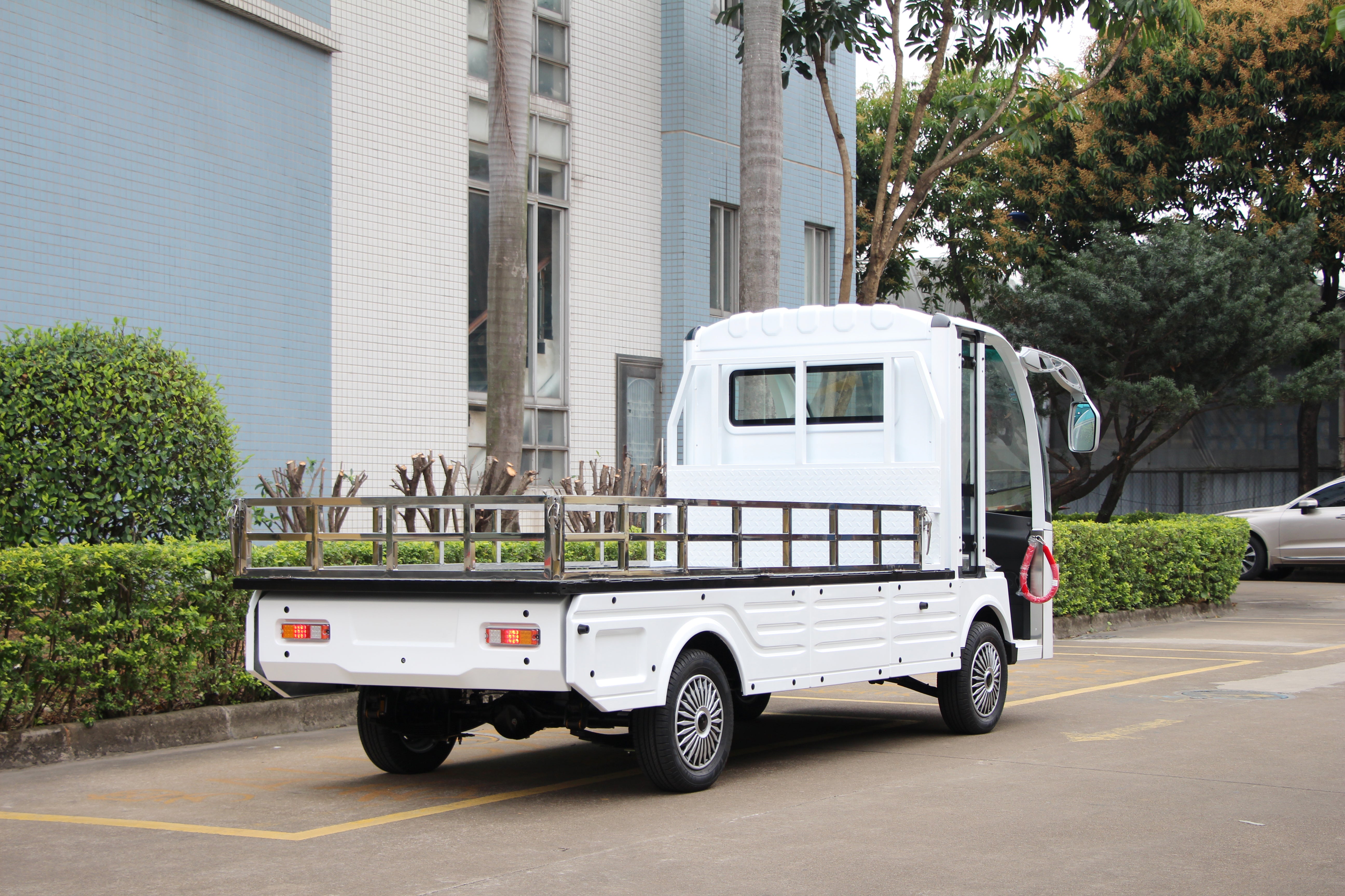 Widerway Cargo Truck 2 Seaters Customizable-LQF1032