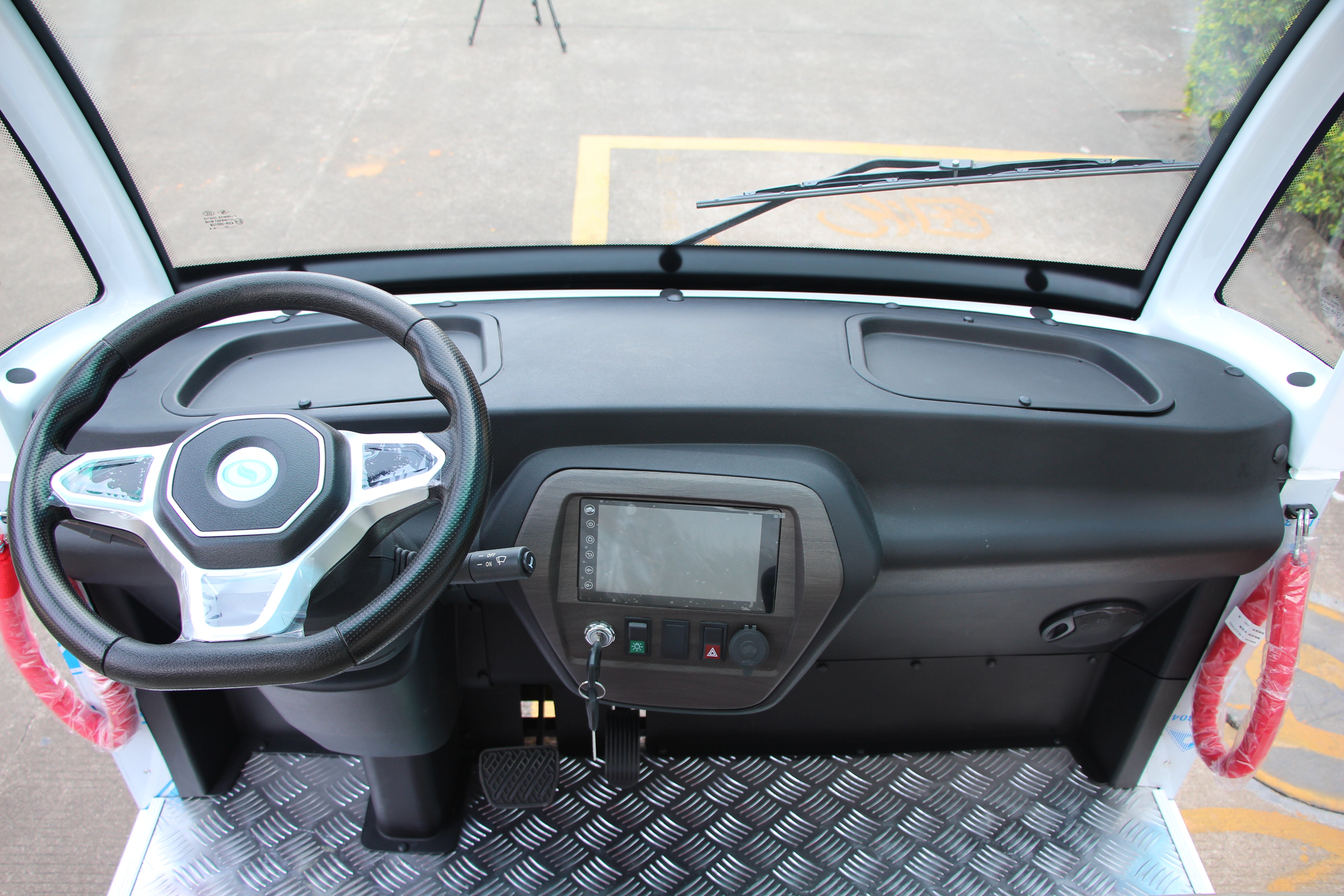 Widerway Sightseeing Car-D8A-V23