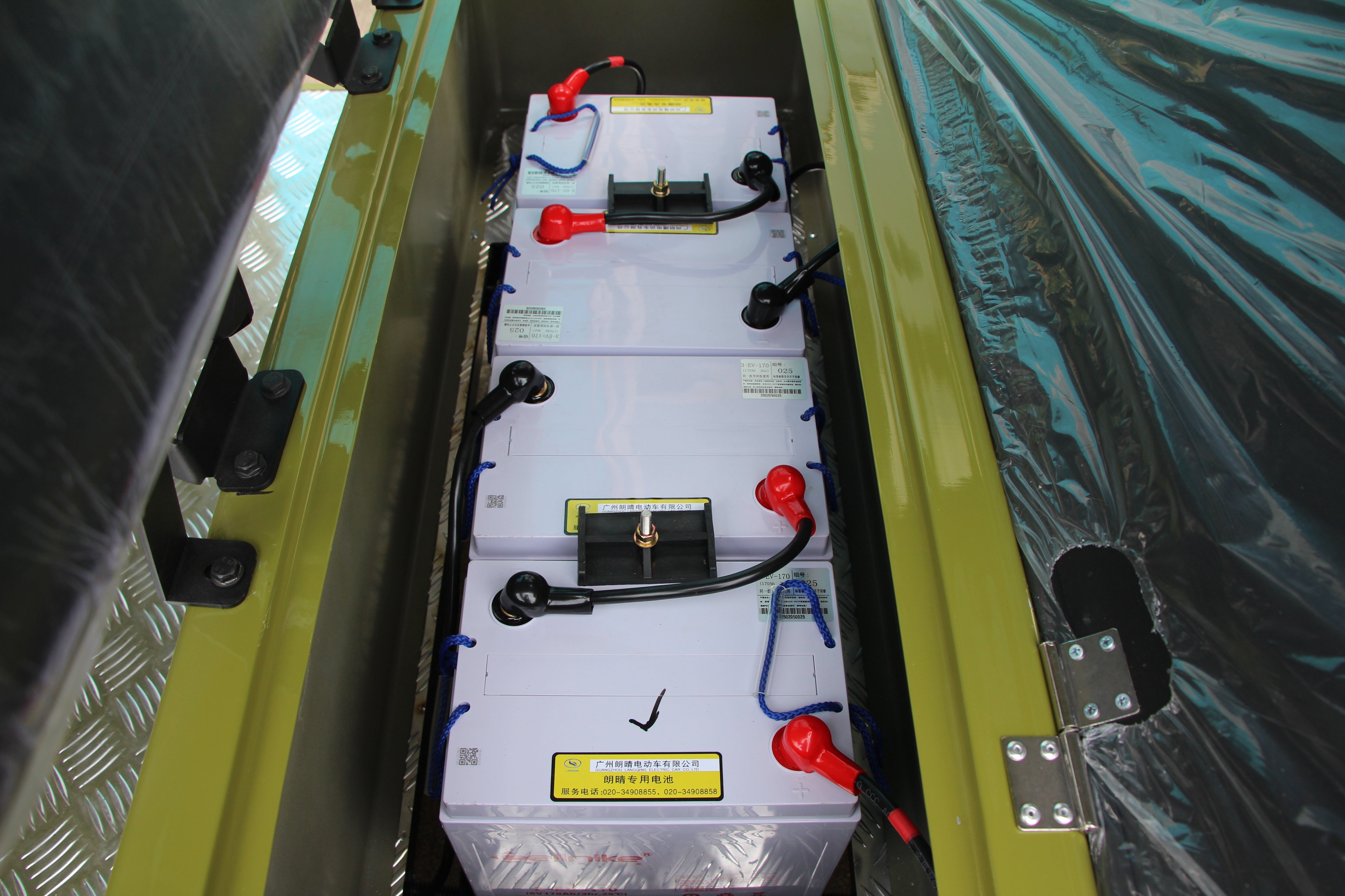 Explore the Widerway D8A big bus designed for city sightseeing. With ample seating and panoramic windows, it's ideal for tour operators needing reliable urban transportation.