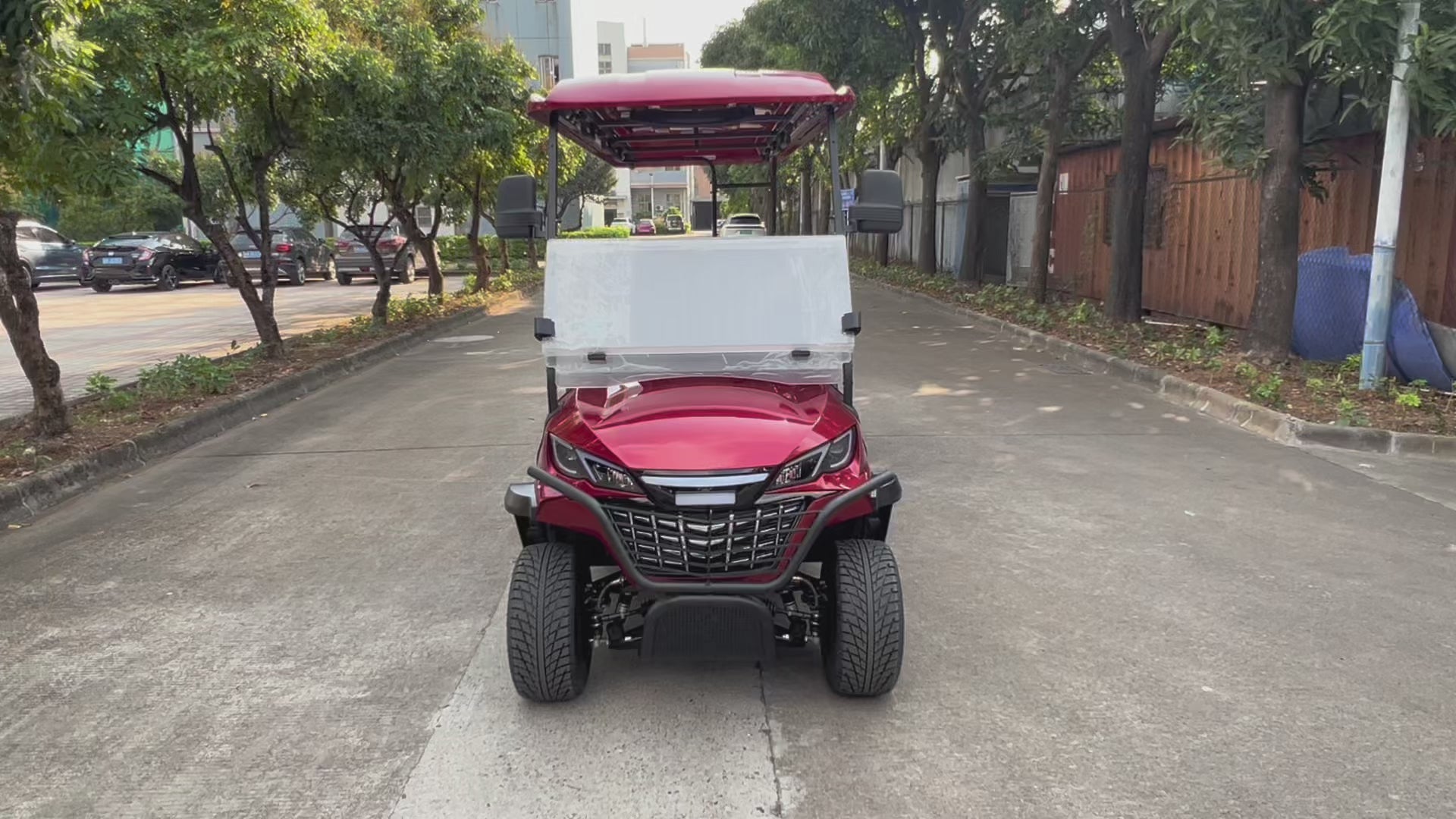 How Far Can the LQS061 Electric Rescue Ambulance Travel? 70km Range with 30km/h Speed